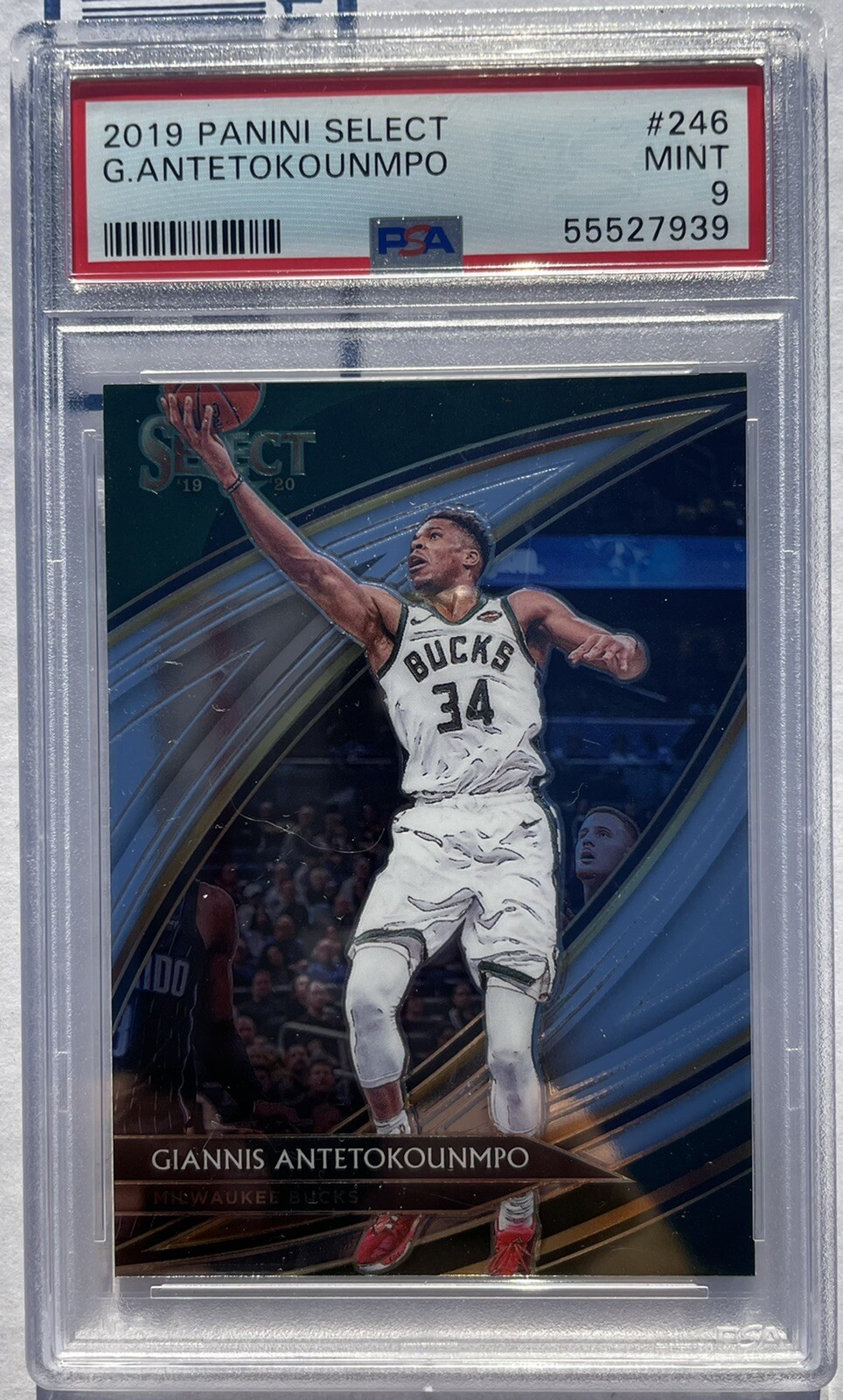 Giannis Antetokounmpo 2019 Panini Select #246 PSA 9 Courtside Level