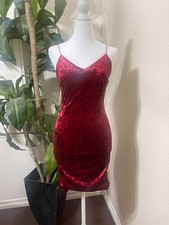 Windsor XS S Burgundy Velvet Bodycon Mini Dress Homecoming Cocktail Party