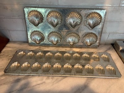 Vintage French Madeleine Baking Pans Set of 2   Made in France   8 & 20 Shell