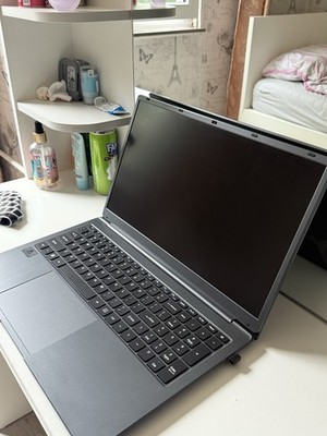 SGIN Laptop 17,3'' Full HD 8GB RAM 512GB SSD, WINDOWS 11, 1920*1080 IPS 8000mAh