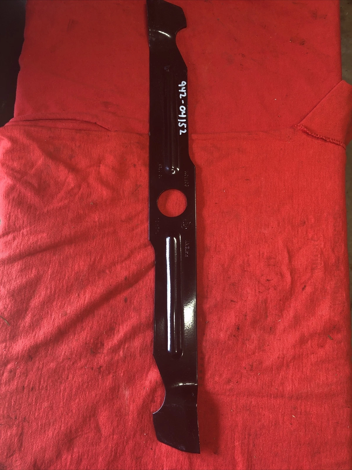 MTD 942-04152 Lawn Mower Blade - Thumbnail 2