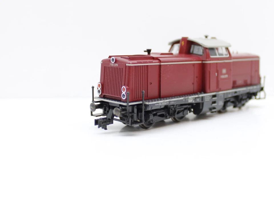 Fleischmann 74230 H0 DC Diesellok V 100 2079 DB digital ESU Loksound V3.5 lf2882 - Bild 2 von 4