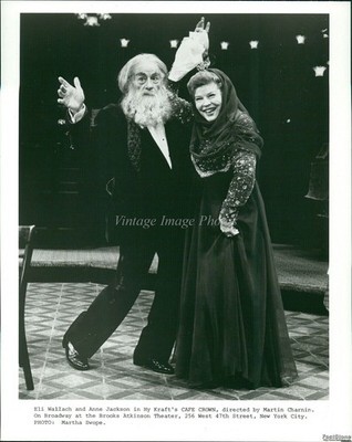 News Photo Eli Wallach Anne Jackson In Cafe Crown On Broadway Theater 8x10