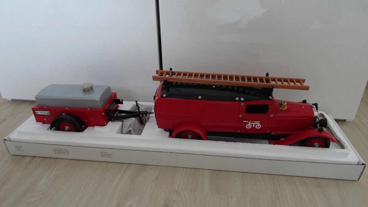 Märklin - 1:43 - Magirus Feuerwehrleiter - Nr. 8023