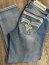 ROCK REVIVAL Addie Capri Easy Jeans Distressed Wash Embroidered Pockets 25