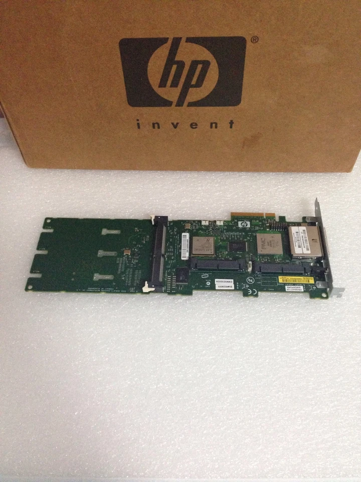 HP 398647-001 smart array P800 controller 0MB / no batteries - Image 2 of 3
