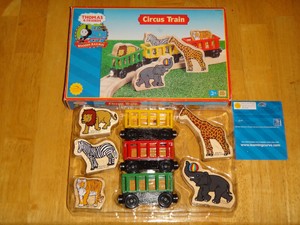 thomas and friends wooden railway circus train