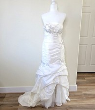 WTOO Brides Watters Wedding Gown Ivory Mermaid Flair Dress size 8 Sweetheart