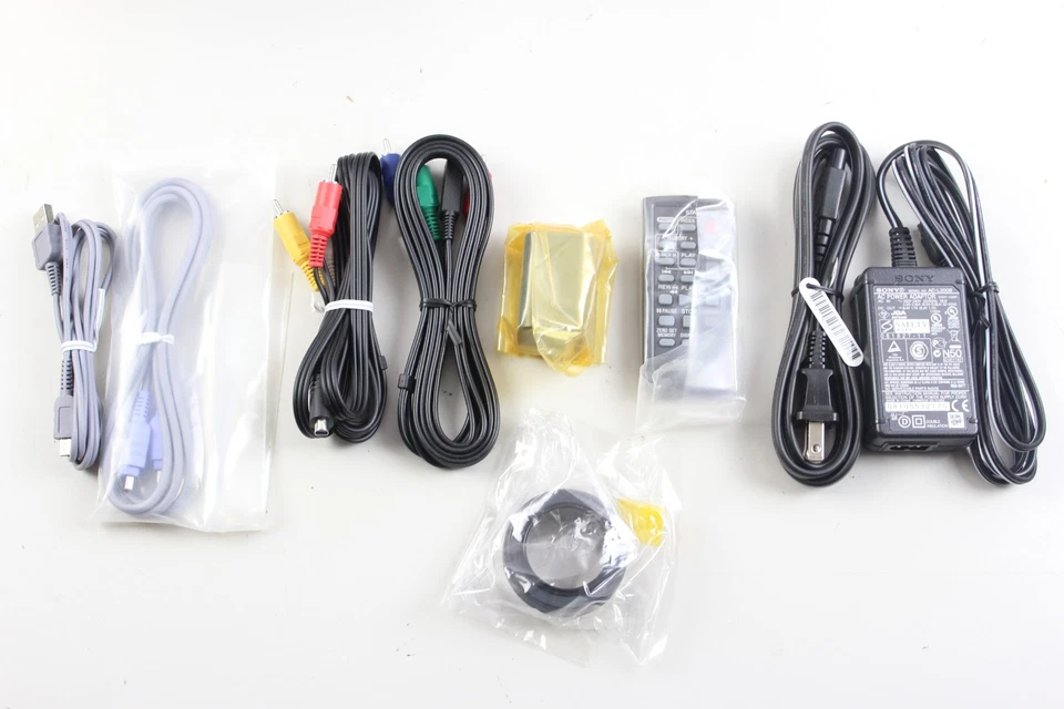 New Sony HDR-HC9 MiniDV HD HDV 1080i Camcorder Camera SEE DESCRIPTION - Image 2 of 4