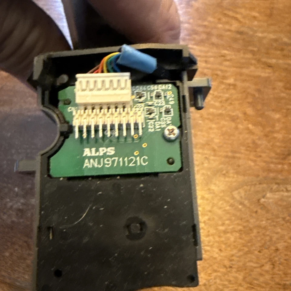 Brazo intermitente Volvo Xc90 2007-2014 31268561 S60 07-09 V70 2007 Foto 4 de 4