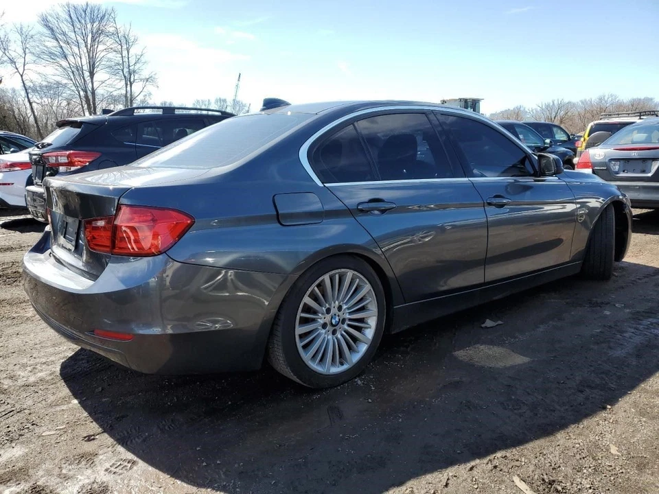 Carrier Front AWD Automatic  Fits 13-18 BMW 320i 1965731 Foto 3 de 4