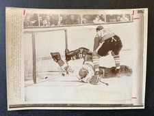 1972 Summit Series Game 2 Photo NHL Hockey Canada USSR Mahovlich MLG Toronto