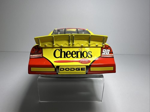 2006 Erin Crocker #98 Cheerios Betty Crocker Dodge NASCAR pressofuso 1:24 - Foto 6 di 11