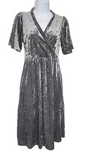Tea U Rose Gray Crushed Velvet Short Sleeve Wrap Dress w/Pockets Women's SMALL
