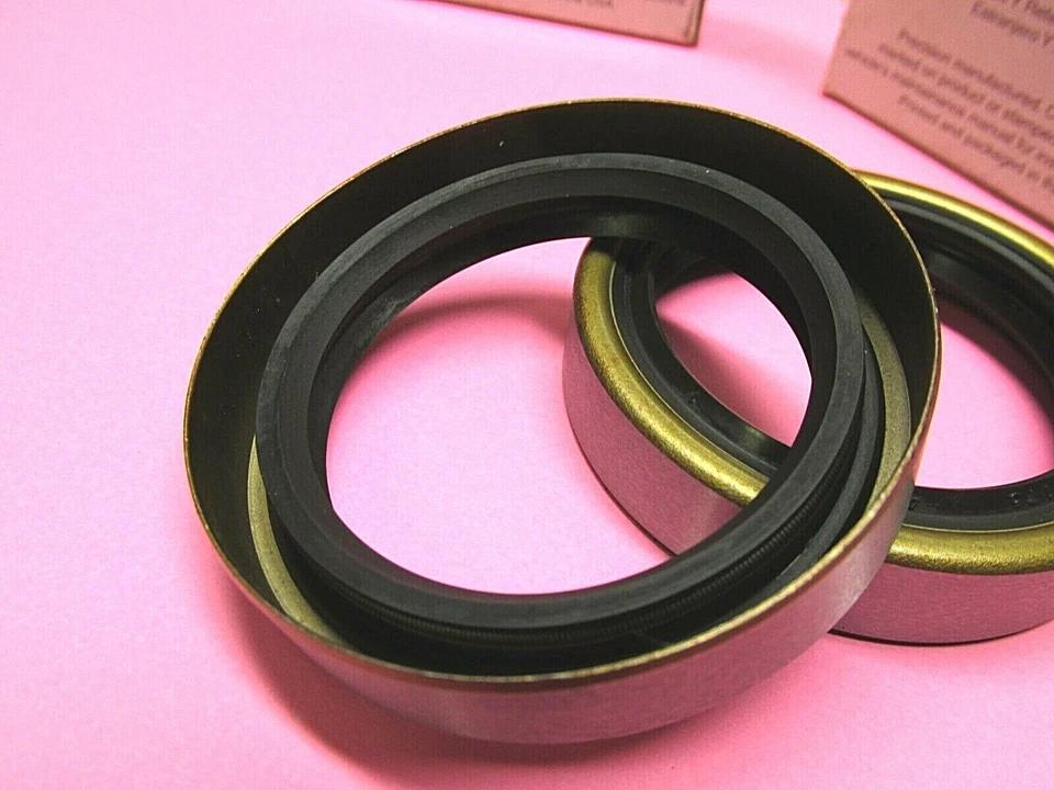 Chrysler New Yorker Newport 1963 a 1973 sellos de cubo de rueda delantera nueva cantidad 2 (par) Foto 3 de 4