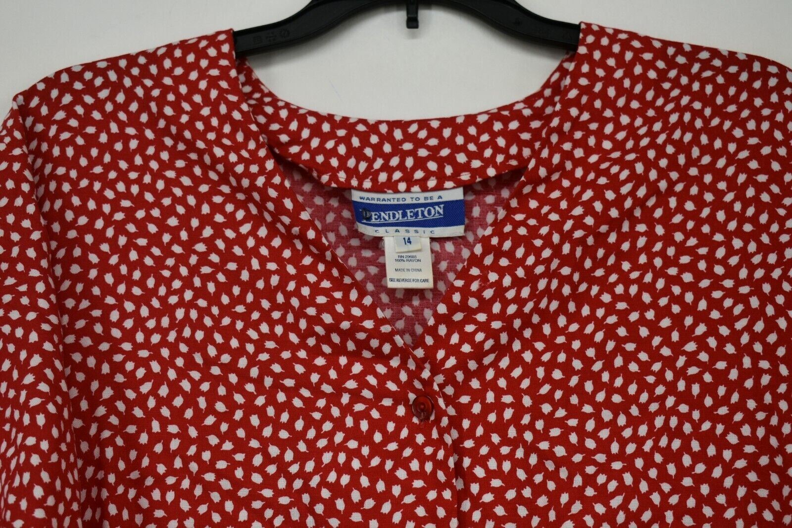 Pendleton Classic Womens Red Patterned Blouse Sho… - image 4