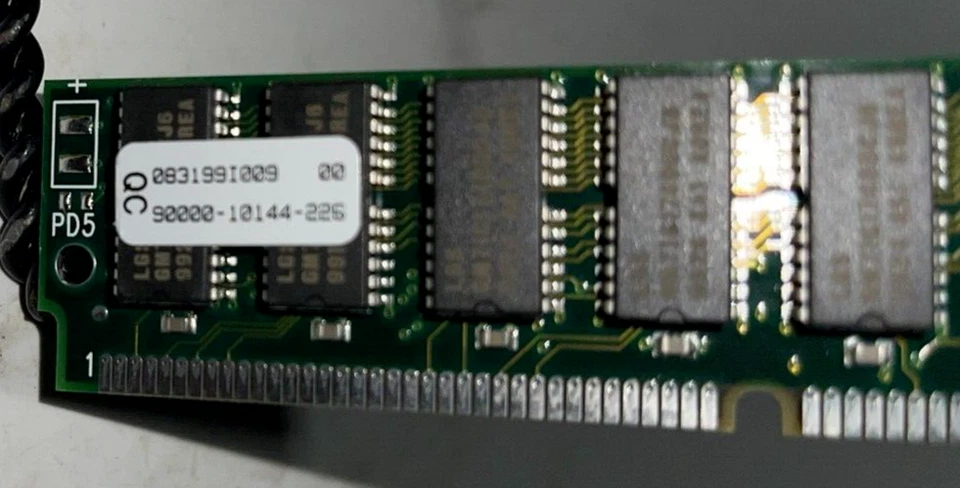 16MB Ps/2 Fpm EOS RAM ECC On Simm 72-Pin Lgs GM71C17400CJ6 Altera EPM7064LC44-7 - Image 3 of 3