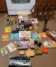 Vintage Collectibles Mixed Lot, Many Money Maker Items Nice Lot!