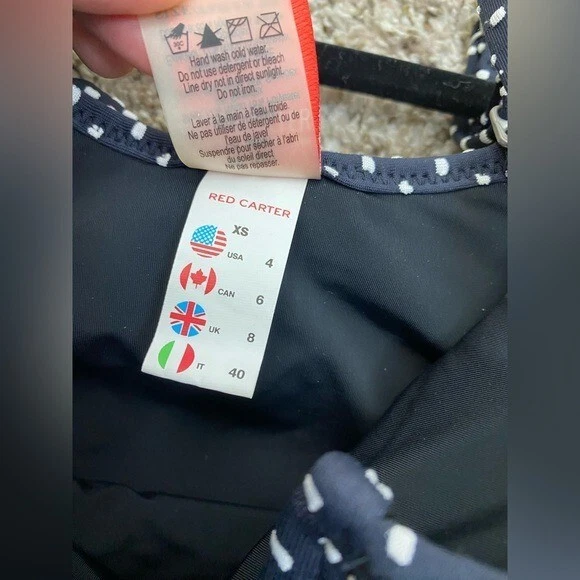 Traje de baño Carter rojo con volantes de una pieza negro para mujer talla 4 hombro frío Foto 4 de 4