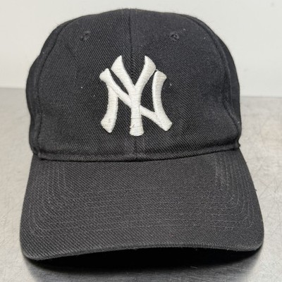 VTG New York Yankees Fitted Hat Size 7 Black w Blue Button Baseball Cap 80s 90s