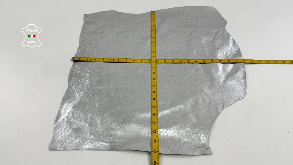 METALLIC SILVER COATED SNAKE PRINT CRINKLED ON Goatskin Leather 3sqf 0.9mm C6450 - Image 4 of 4