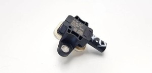 VW POLO 6N2 Stoßsensor hinten rechts 4H0955557 2.00 Diesel 2015 31111051