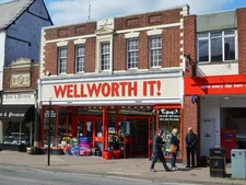 Photo 6x4 Wellworth it! - The Homend Ledbury Former Woolworths store. c2016