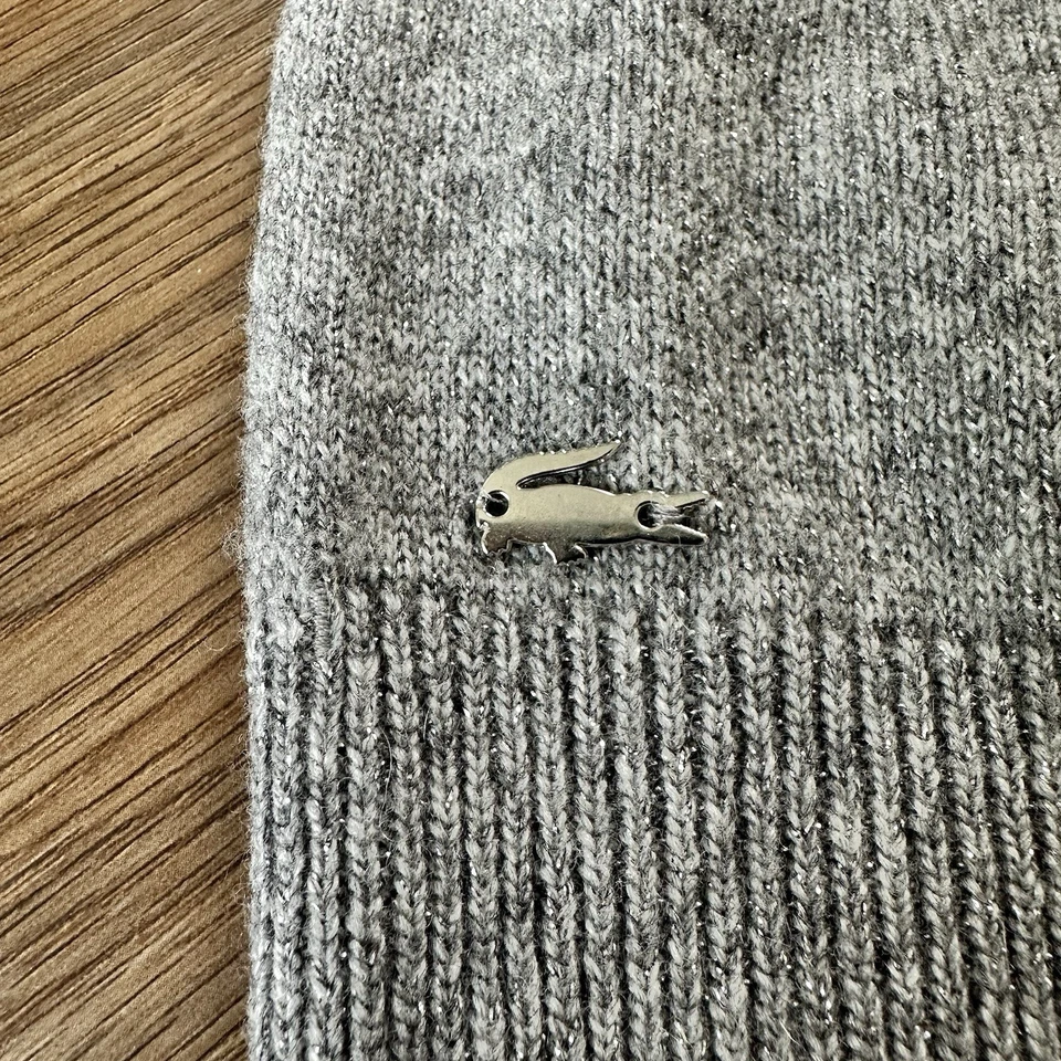 Vestido Suéter Lacoste Lana Cachemira Cuello en V Grande Gris Metálico Manga Corta Tejido Foto 3 de 4