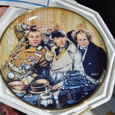 '' The Three Stooges'' Collector Plates