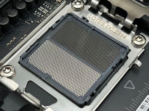 ASUS TUF Gaming X670E-PLUS WiFi AM5 ATX AMD Motherboard - Picture 7 of 9