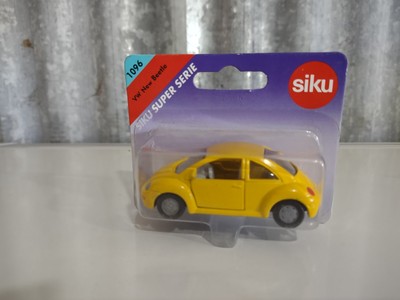 Siku Super 1096 Volkswagen VW New Beetle Bug Yellow Compact Car Model (M3)
