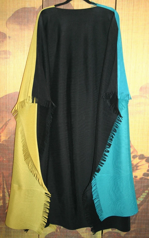 THANNY Stunning Long Plissé Throwover OSFA Block Colour Fringed Dressy Coverup - Image 3 of 4