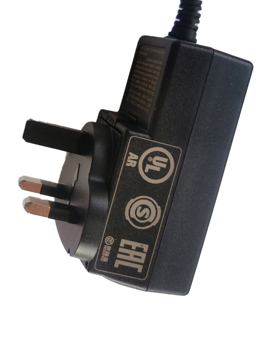 PANASONIC ALIMENTATORE 12V 1,5A 18W ALIMENTATORE -EU/REGNO UK X3 UNIT&Agrave;... EUR 18,09 - IT