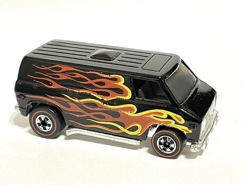 🇺🇸🚨1973 Hotwheels Flying Colors Redlines Super Van Black flames VERY NICE !!