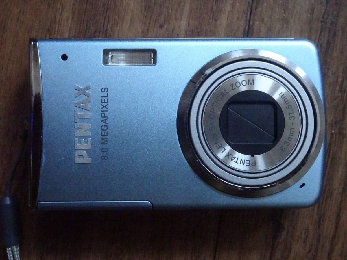 Rare blue PENTAX Optio M50 8MP Digital Broken Cost £200