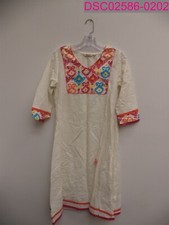 Avaasa Indian Kurta Women's Dress Size Large. Ivory. 3/4 Sleeve. 40" Long.
