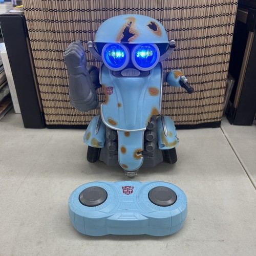 Transformers The Last Knight RC Autobot Sqweeks Action Robot Companion Tested
