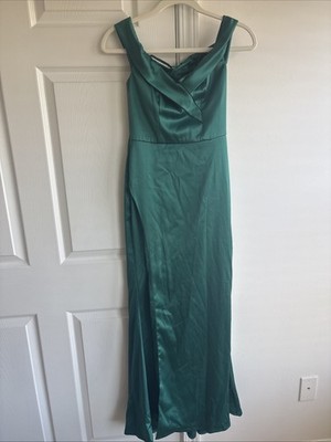 Sequin Hearts Emerald Green Off The Shoulder Formal Dress. Size 3