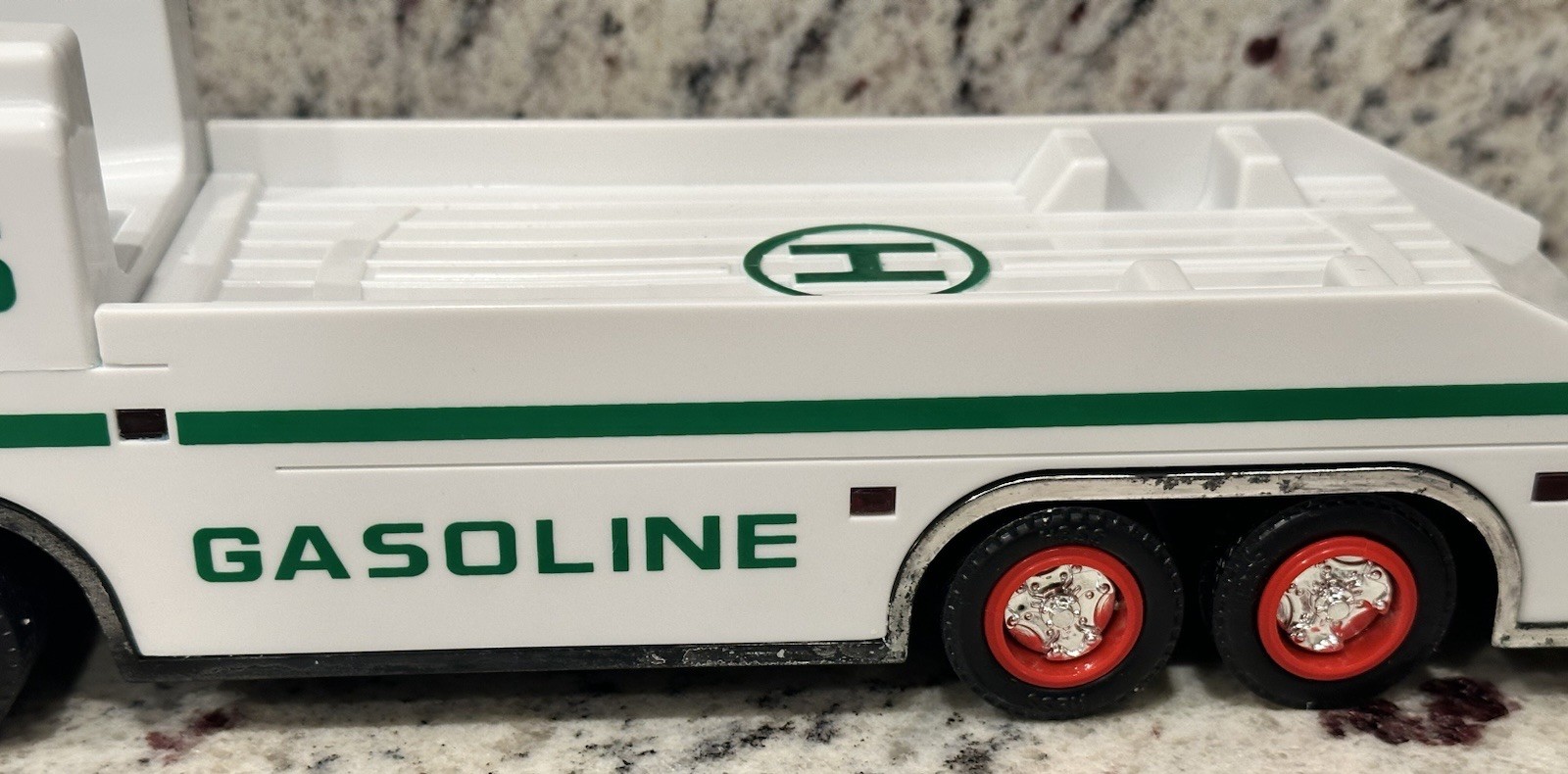 1999 Hess Collectible Toy Truck and Space Shuttle - See Desc. - Lights Untested