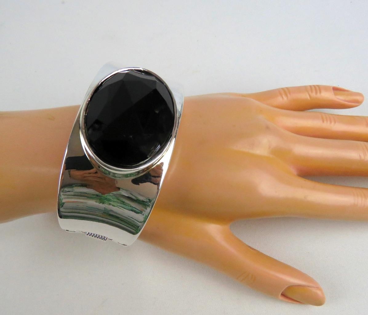 Bangle Bracelet with Black Oval Faux Onyx Hinged Silver Tone Costume Jewelry NEW-image