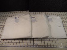 3 PIECES KLEENGUARD 40105 Disp. Lab Coat, 2XL, Poly, Whtie