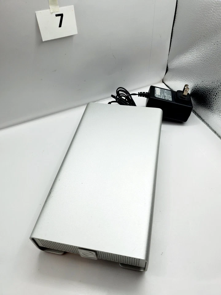 G-Technology G-Drive Mini External Hard Drive 500GB, Gen 4 Model 9930-13101-001 - Image 3 of 4