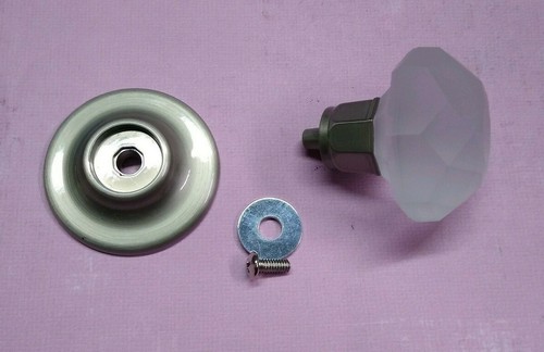Cabinet Amerock Ensembles Frosted Crystal Satin Chrome Bifold Knob Pull Hardware - Picture 4 of 4