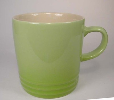 Le Creuset Stoneware 12 oz Set of Mugs GREAT COLOR KIWI - New