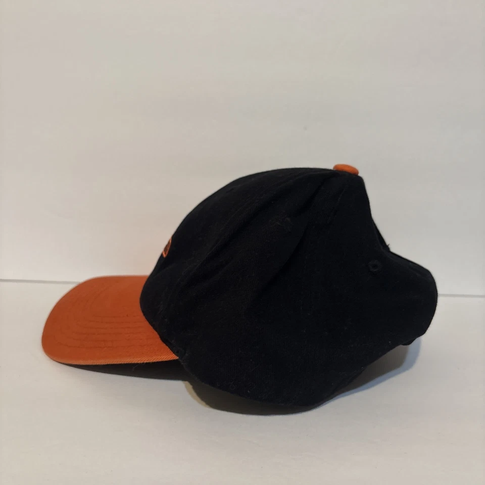 Sombrero ajustable bordado vintage de los Orioles de Baltimore negro y naranja Foto 3 de 4