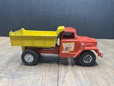 Vintage Hubley Mighty Metal Dump Truck 801 USA