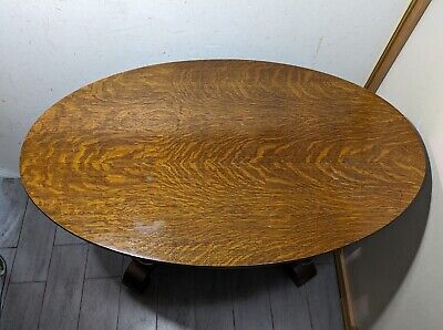 Antique Quartersawn Tiger Oak Wood Oval Library Desk Antique Quartersawn Tiger Oak Wood Oval Library Desk