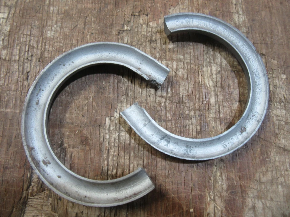 Par de piezas de suspensión espaciador de resorte helicoidal delantero Ford Custom sedán de la década de 1950 Foto 2 de 3