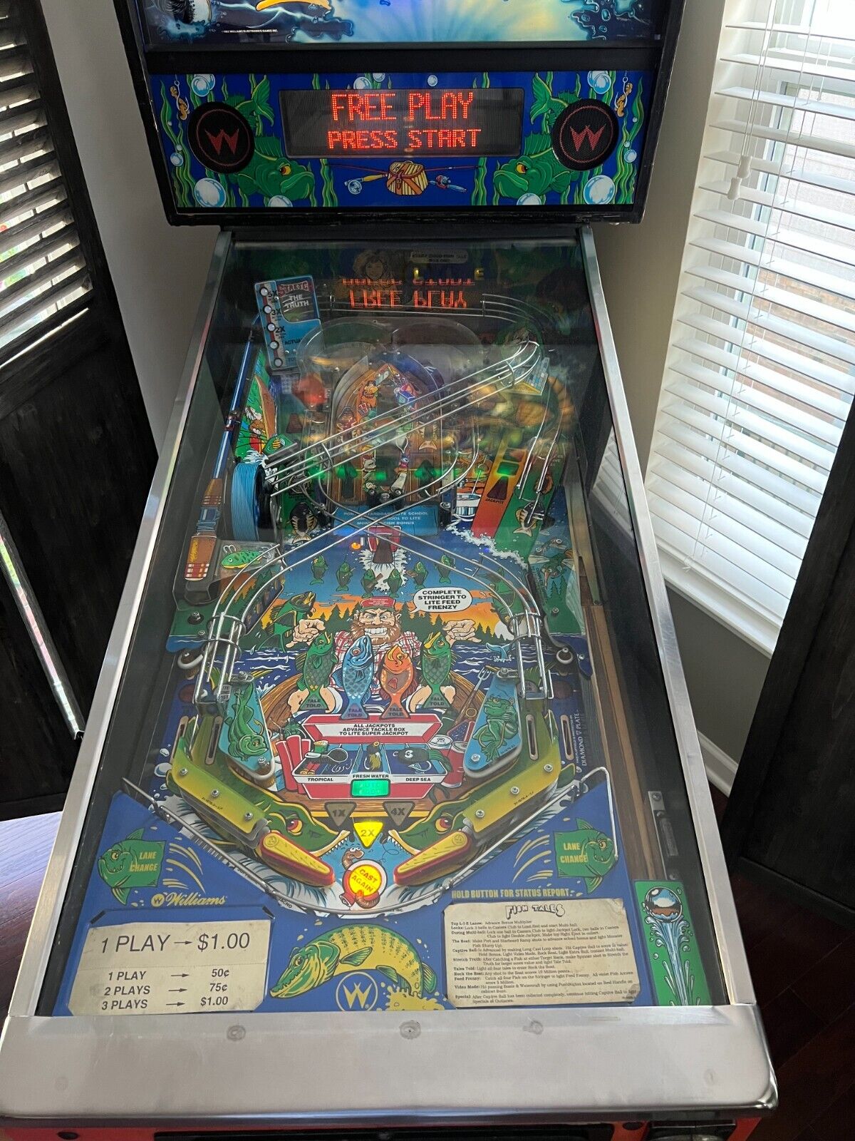 Buy Fish Tales Pinball Machine by Williams Online at $7999