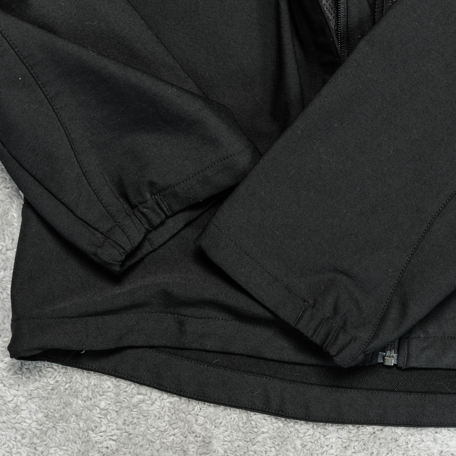 Cloudveil Serendipity Black Softshell Windstopper… - image 13